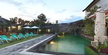 Hotel Lestari & - 3*