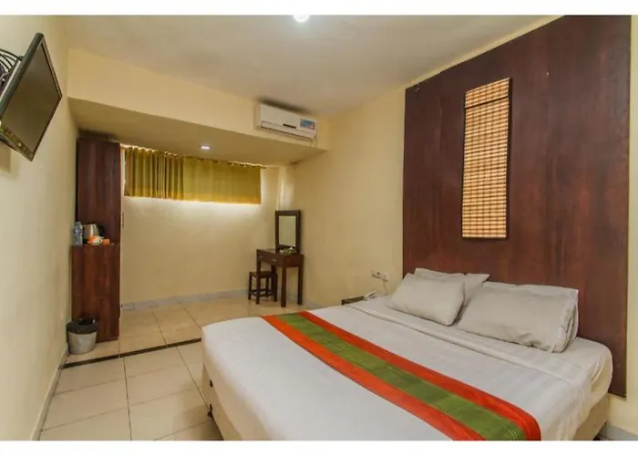 Lestari & - Hotel 3*